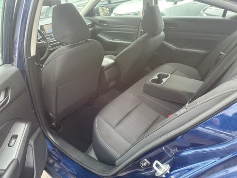 Used 2024 Nissan Altima 2.5 S image 19