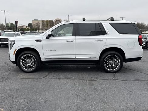 New 2026 GMC Yukon Elevation w/ LPO, Floor Liner Package image 13