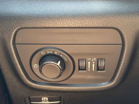 New 2026 Jeep Grand Cherokee Altitude AWD/4WD image 18