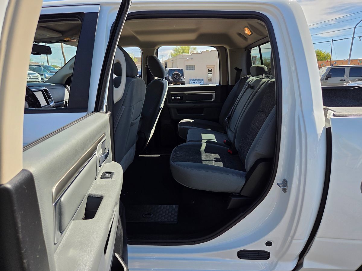 Used 2020 RAM 1500 Classic SLT w/ Luxury Group AWD/4WD image 49