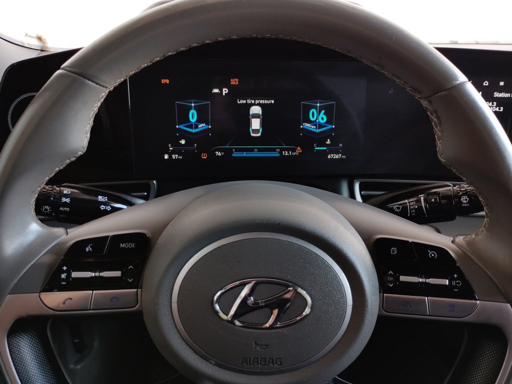 Used 2023 Hyundai Elantra SEL w/ Convenience Package FWD image 26