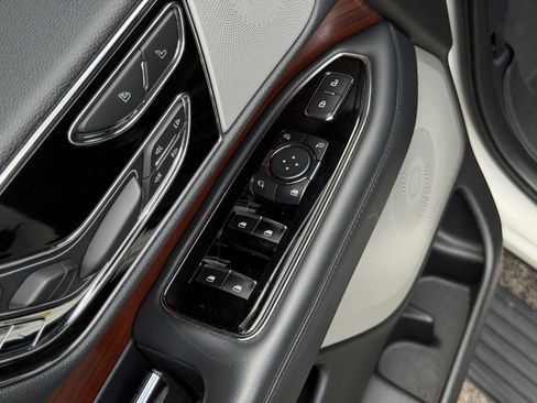 Used 2023 Lincoln Navigator L Reserve RWD image 15
