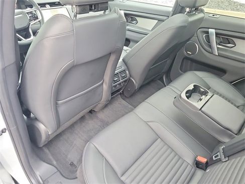 Used 2025 Land Rover Discovery Sport Dynamic SE image 16