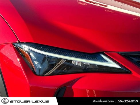Used 2023 Lexus UX 250h FWD image 13