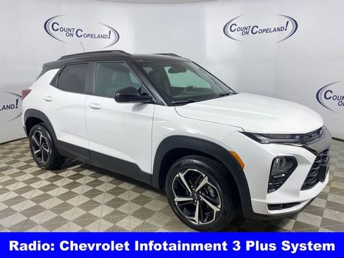 Certified 2022 Chevrolet TrailBlazer RS w/ Technology Package image 10