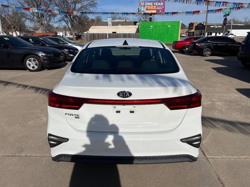 Used 2020 Kia Forte Sedan image 6