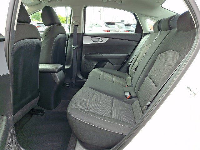 Certified 2023 Kia Forte LXS w/ LXS Technology Package FWD image 10
