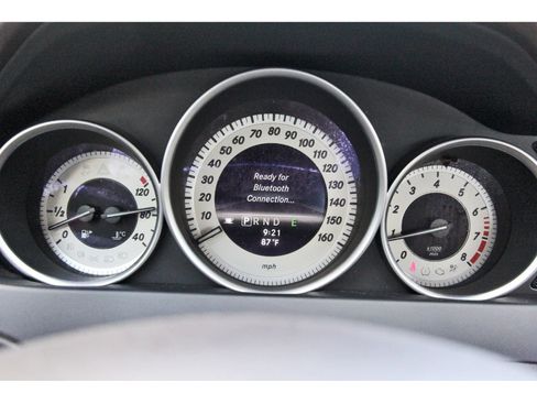 Used 2013 Mercedes-Benz C 250 Sedan image 16