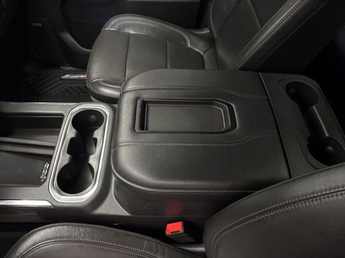 Used 2020 Chevrolet Silverado 1500 LTZ image 17