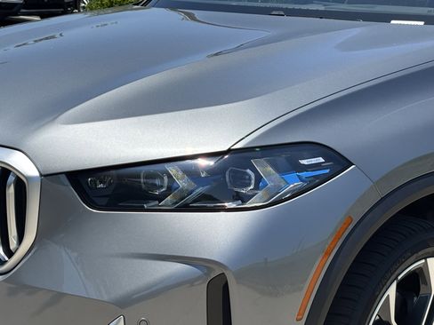 Certified 2025 BMW X5 sDrive40i w/ Premium Package RWD image 6