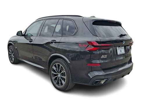 Certified 2024 BMW X5 xDrive40i w/ M Sport Package AWD/4WD image 4
