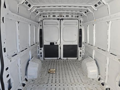 Used 2023 RAM ProMaster 3500 FWD image 4