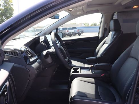 Certified 2026 Honda Odyssey Elite image 32