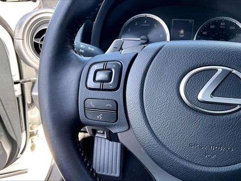 Used 2022 Lexus IS 300 image 25