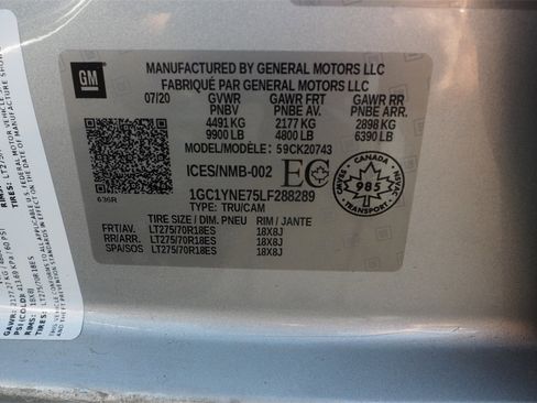 Used 2020 Chevrolet Silverado 2500 LT w/ Convenience Package image 28