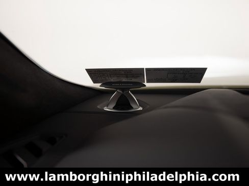 Used 2024 Lamborghini Urus S image 35