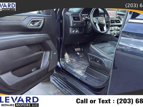 Used 2021 GMC Yukon SLT w/ SLT Premium Package image 32