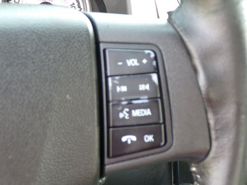 Used 2008 Ford Focus SE FWD image 26