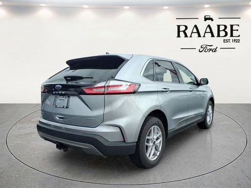 Used 2023 Ford Edge SEL w/ Convenience Package AWD/4WD image 11
