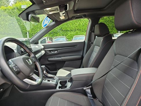 Used 2025 Honda CR-V Sport image 22