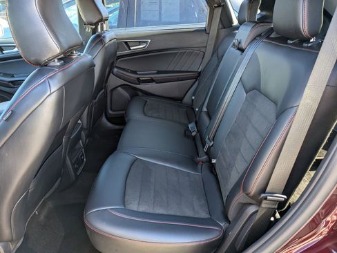 Certified 2024 Ford Edge ST-Line image 16