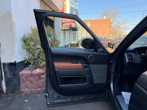 Used 2016 Land Rover Range Rover Sport Supercharged image 18