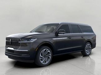 Used 2026 Lincoln Navigator L Reserve AWD/4WD video 1