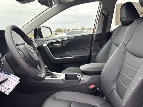 New 2025 Toyota RAV4 XLE Premium image 9