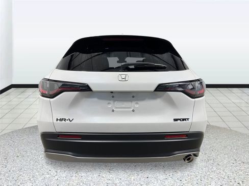 New 2027 Honda HR-V Sport image 4