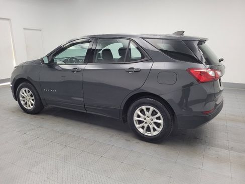 Used 2019 Chevrolet Equinox LS image 3