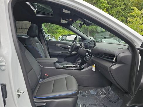 New 2025 Buick Envista Sport Touring w/ Convenience I Package image 11