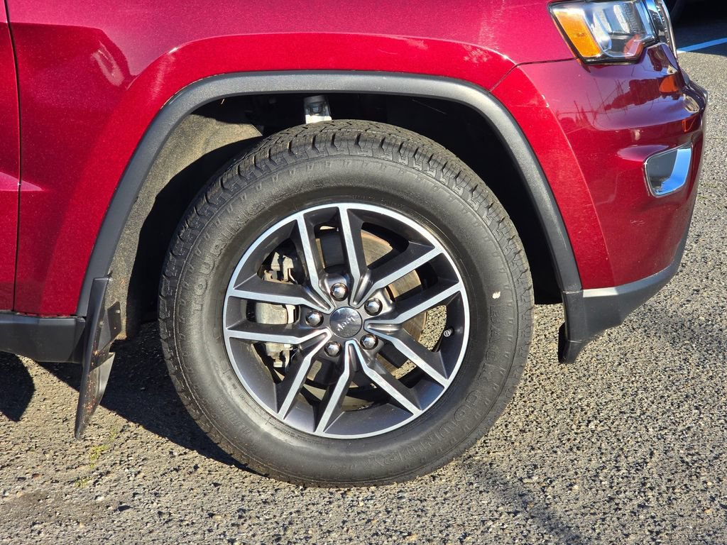 Used 2018 Jeep Grand Cherokee Limited w/ Trailer Tow Group IV AWD/4WD image 10