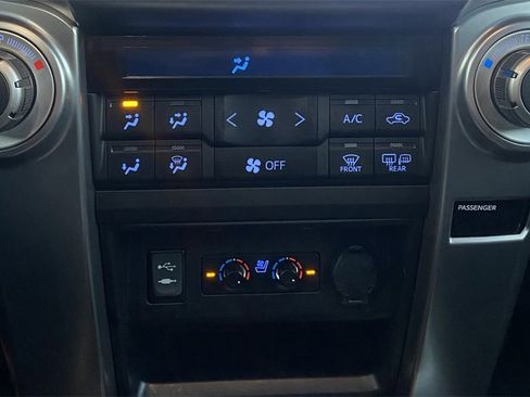 Used 2015 Toyota 4Runner Limited image 20