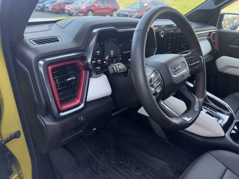 Used 2023 GMC Canyon AT4X image 23