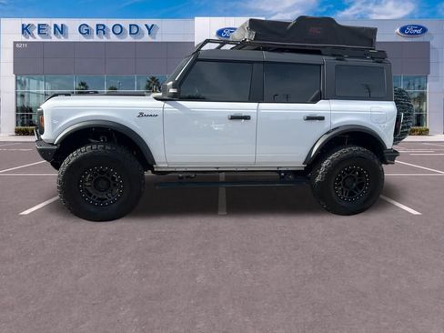 Used 2024 Ford Bronco Badlands AWD/4WD image 3