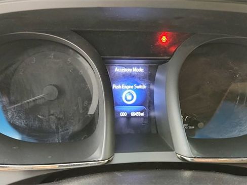 Used 2016 Toyota Avalon XLE Premium image 12