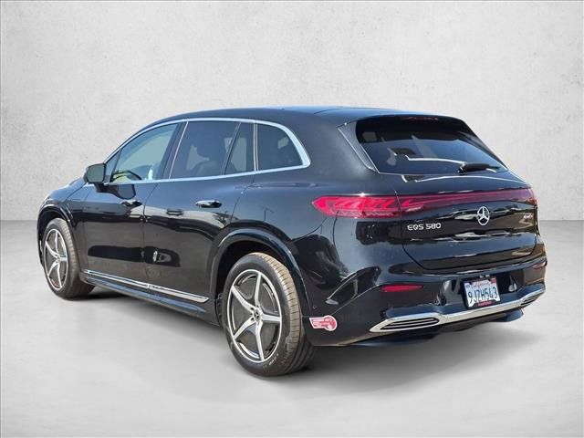 Used 2023 Mercedes-Benz EQS 580 4MATIC SUV image 8