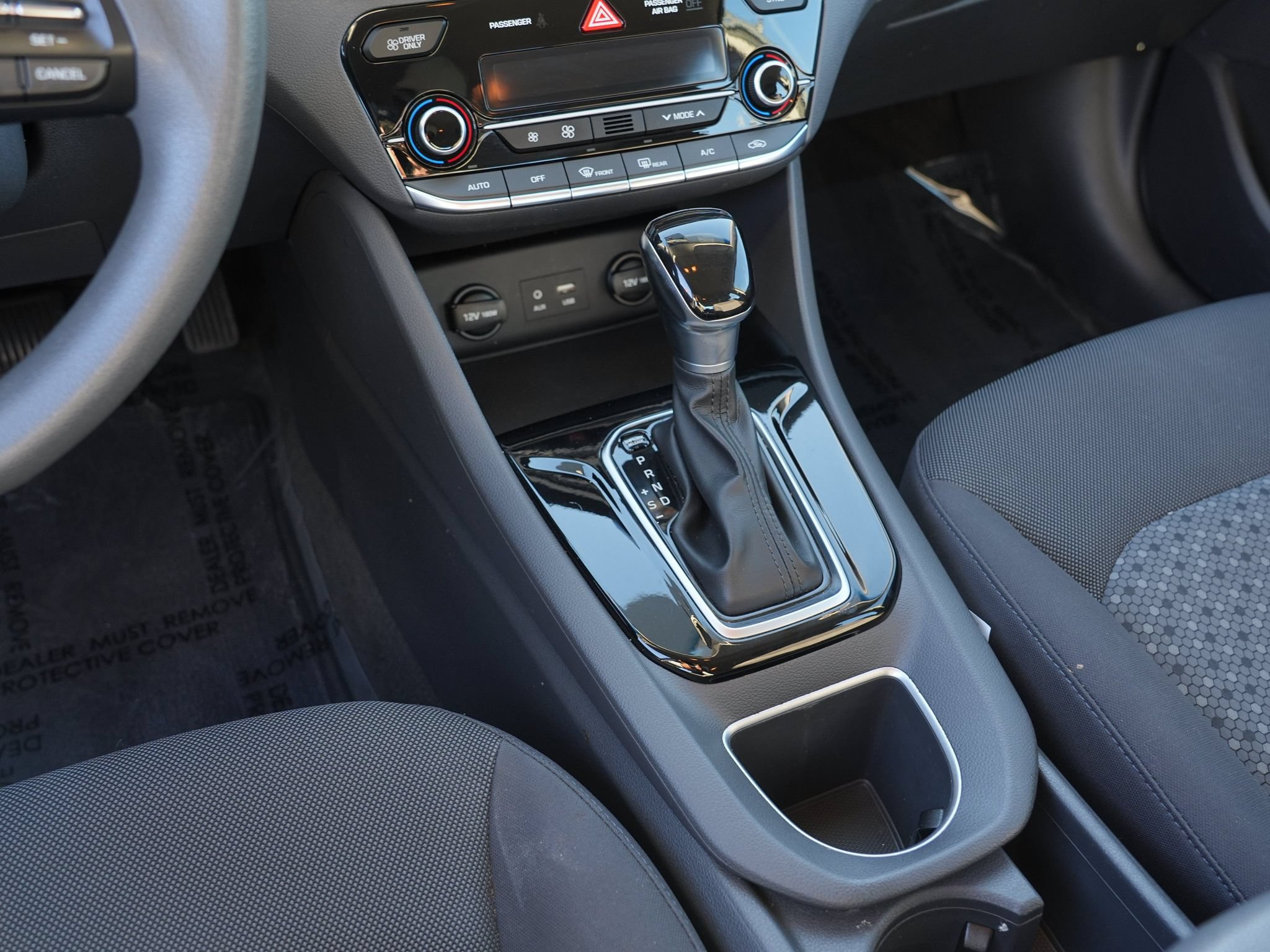 Used 2018 Hyundai Ioniq Blue FWD image 25