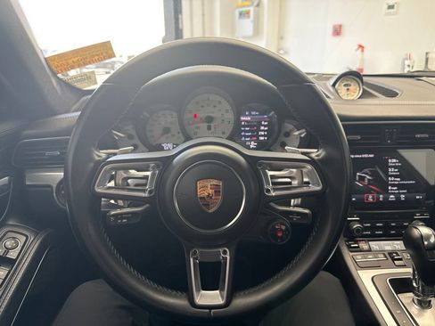 Certified 2017 Porsche 911 Carrera 4S AWD/4WD image 18