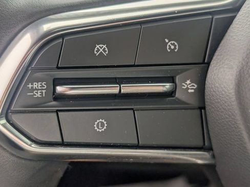 Used 2025 Chevrolet Traverse LT w/ Driver Confidence Package FWD image 15