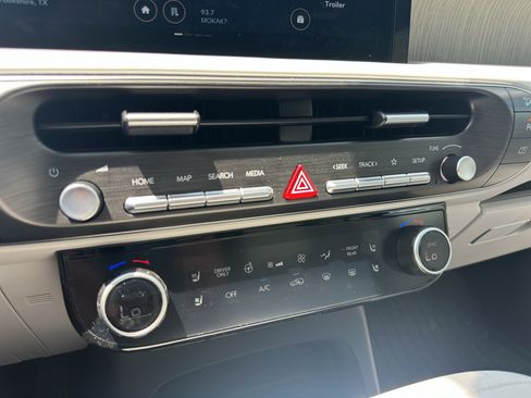 Used 2026 Hyundai Palisade Calligraphy AWD/4WD image 14