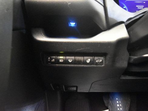 Used 2021 Toyota RAV4 XSE image 33