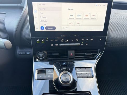 Used 2024 Toyota bZ4X XLE w/ Weather Package image 23