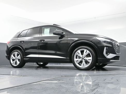 Used 2023 Audi Q4 e-tron Premium w/ Convenience Package image 48