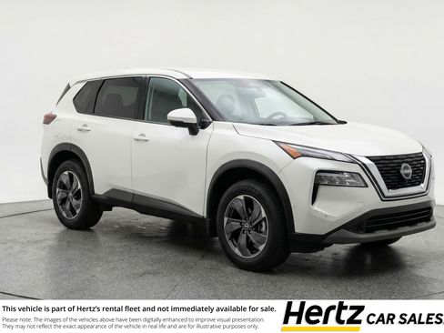Used 2025 Nissan Rogue SV AWD/4WD image 1