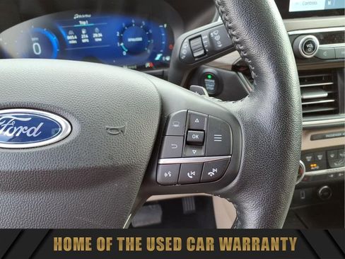Used 2020 Ford Escape Titanium AWD/4WD image 22