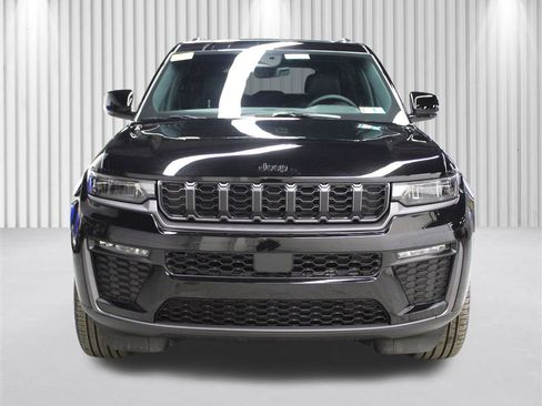New 2026 Jeep Grand Cherokee Limited w/ Limited Altitude Package image 41