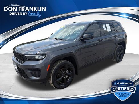 Used 2023 Jeep Grand Cherokee Altitude AWD/4WD image 1