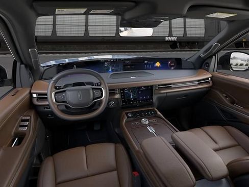 New 2026 Lincoln Navigator Reserve AWD/4WD image 9