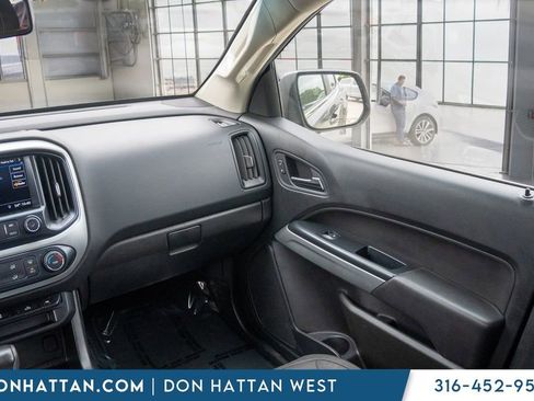 Used 2020 Chevrolet Colorado LT RWD image 18